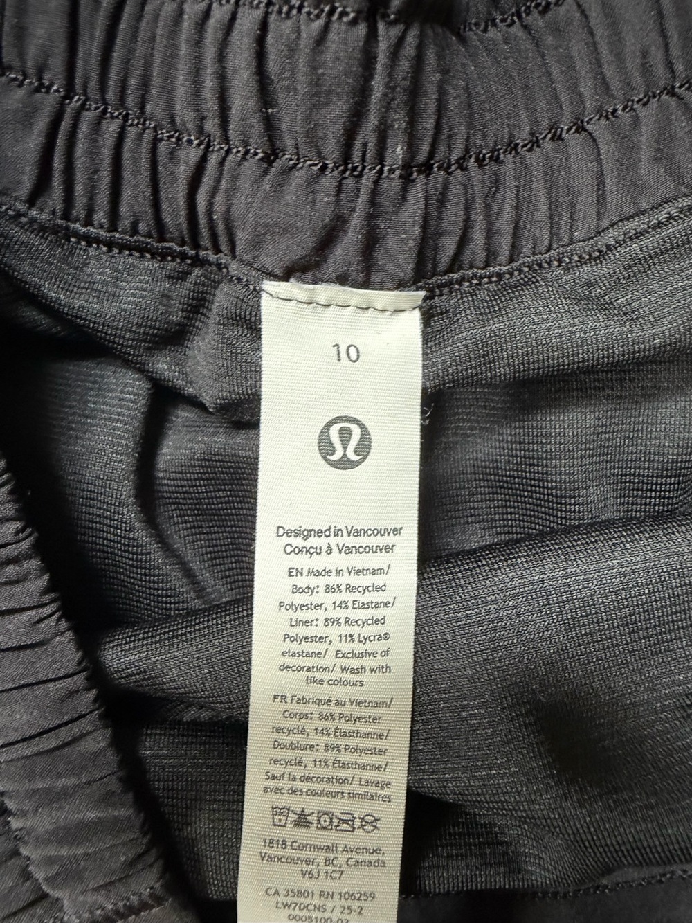Lululemon Hotty Hot Shorts - Picture 2 of 3